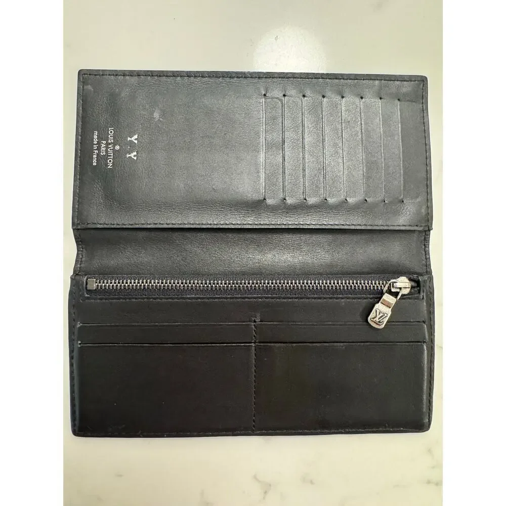 Louis Vuitton Black Long Epi Leather Brazza Wallet Authentic Designer Luxury